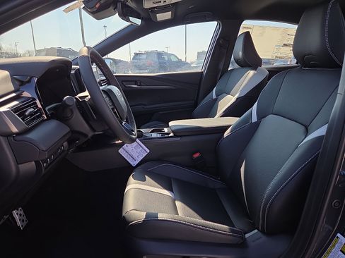 New 2026 Toyota Camry SE image 9