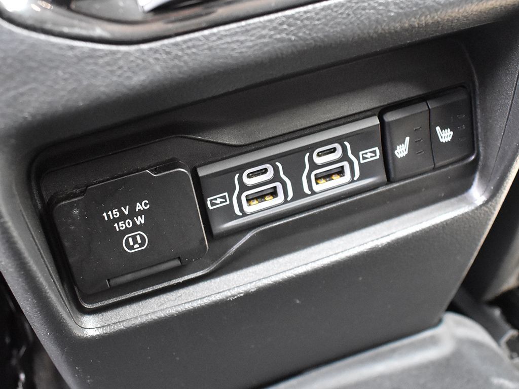 Used 2023 Jeep Grand Cherokee Limited w/ Luxury Tech Group II AWD/4WD image 25