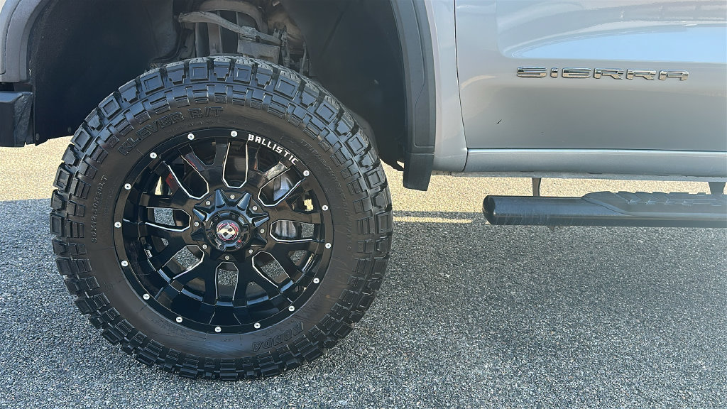 Used 2020 GMC Sierra 1500 SLE w/ SLE Convenience Package AWD/4WD image 9