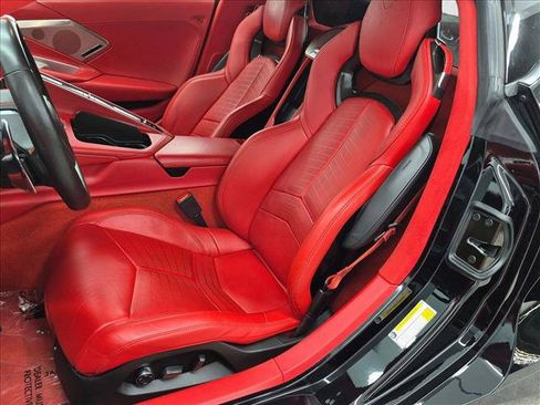 Used 2025 Chevrolet Corvette Stingray Premium Cpe w/ 3LT RWD image 19