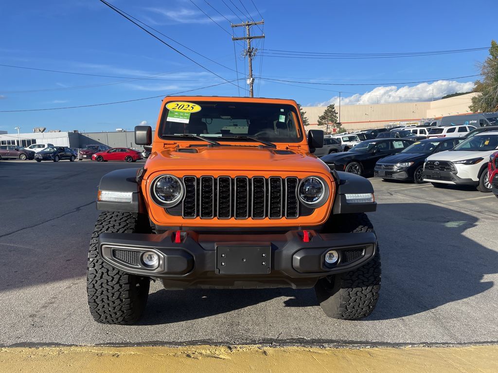 Used 2025 Jeep Wrangler Rubicon w/ Xtreme 35 Tire Package AWD/4WD image 5