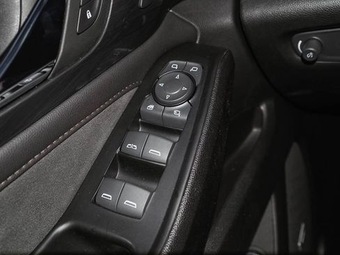 Certified 2023 Chevrolet Traverse High Country image 32