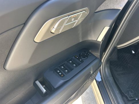 New 2027 Kia Telluride S image 16