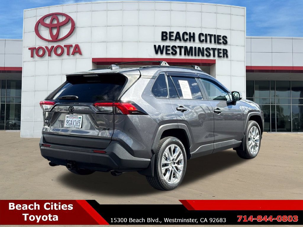 Used 2023 Toyota RAV4 XLE Premium FWD image 12