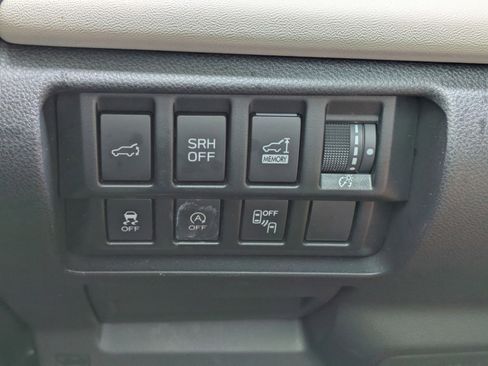 Used 2023 Subaru Forester Limited AWD/4WD image 21