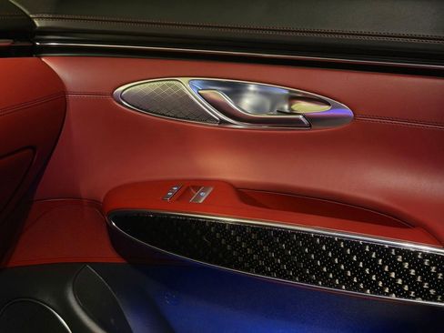 Used 2022 Genesis GV70 3.5T Sport w/ Sport Prestige Package image 25