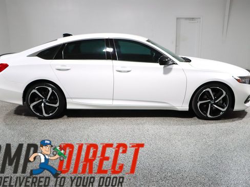 Used 2022 Honda Accord Sport image 6