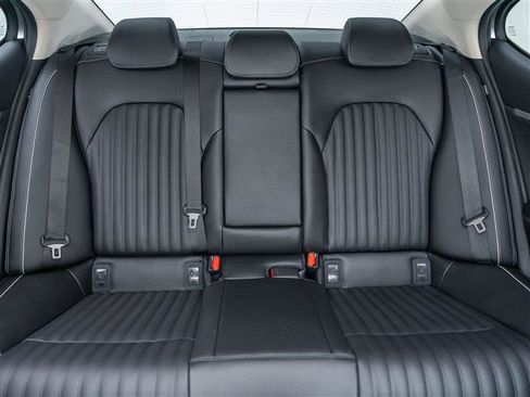 New 2026 Genesis G70 2.5T Prestige image 28