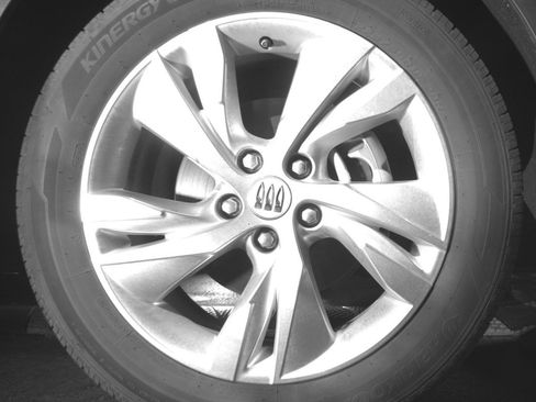 Used 2025 Buick Encore GX Preferred image 13