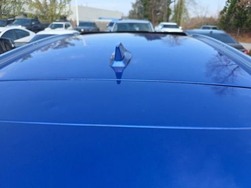 Used 2021 Honda HR-V EX-L image 10