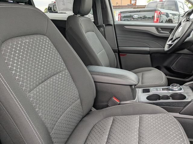 Used 2023 Ford Escape Active w/ Tech Pack #1 AWD/4WD image 13