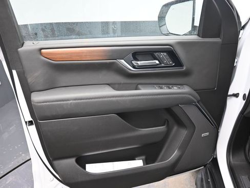 New 2026 GMC Yukon Denali image 21