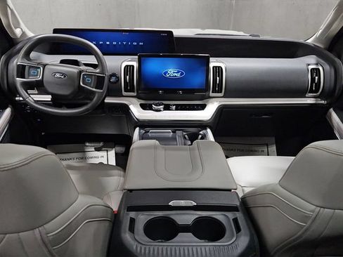 Certified 2025 Ford Expedition Max Active AWD/4WD image 2