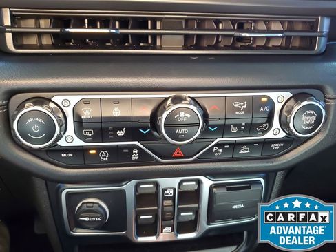 Used 2024 Jeep Wrangler Sahara w/ Technology Group image 37