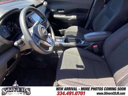 Used 2023 Nissan Kicks SV FWD image 48