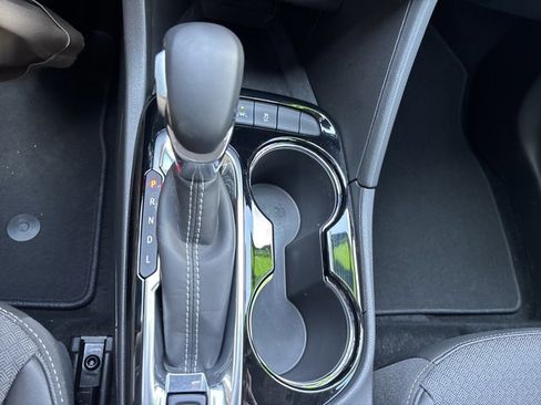 Used 2025 Buick Encore GX Preferred image 34