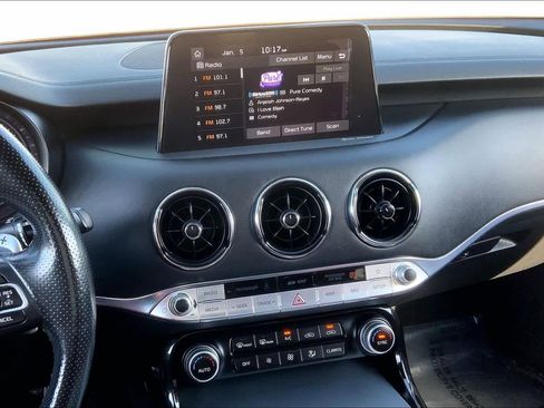 Used 2019 Kia Stinger GT2 image 6
