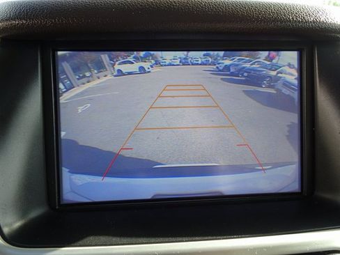 Used 2016 GMC Yukon SLT w/ Open Road Package image 29