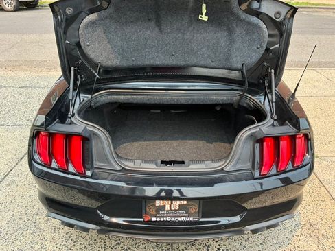 Used 2019 Ford Mustang GT Premium RWD image 9