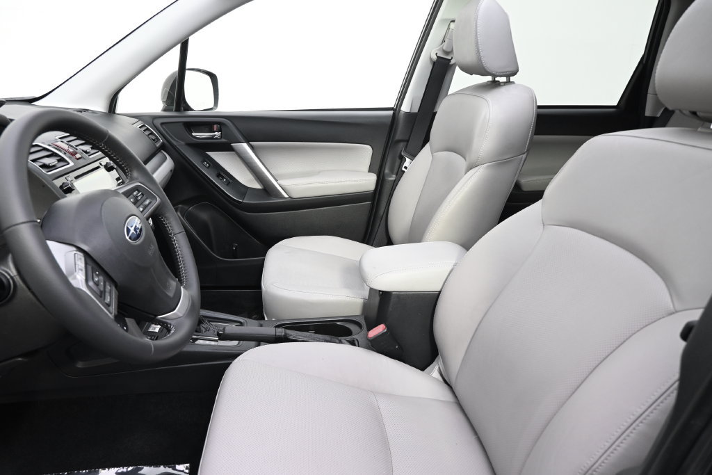 Used 2016 Subaru Forester 2.5i Touring w/ Eyesight & Navigation System AWD/4WD image 13
