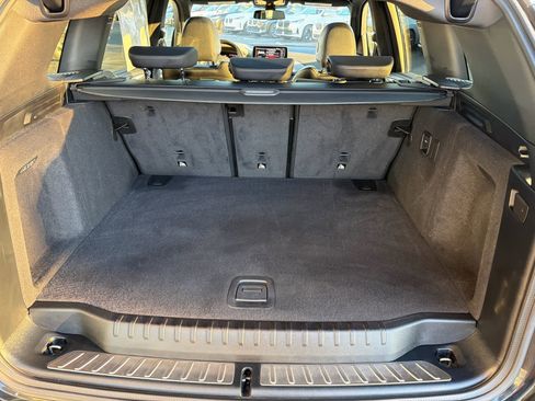 Used 2021 BMW X3 xDrive30i w/ M Sport Package image 11