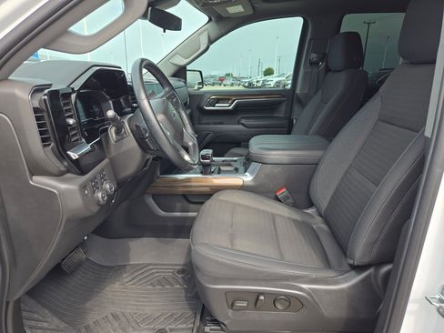 Certified 2023 Chevrolet Silverado 1500 LT Trail Boss w/ Convenience Package II AWD/4WD image 9