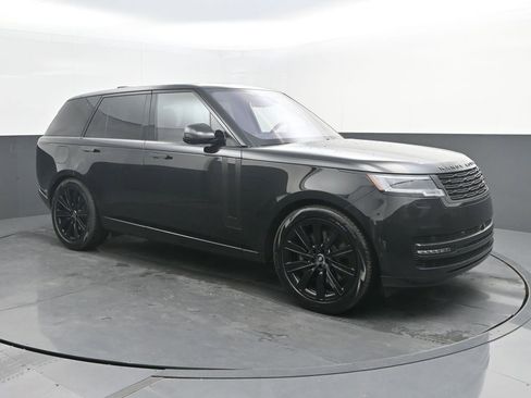 Used 2023 Land Rover Range Rover SE AWD/4WD image 9