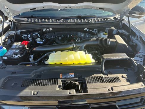 New 2025 Ford Expedition Max Platinum w/ Driver's Package image 22