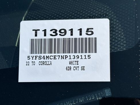 Used 2022 Toyota Corolla SE FWD image 15
