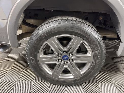 Used 2020 Ford F150 Lariat image 11