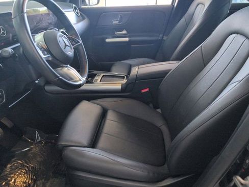 Used 2025 Mercedes-Benz GLA 250 image 21