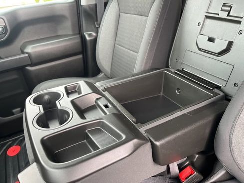 Used 2024 GMC Sierra 1500 Pro w/ Pro Value Package image 35