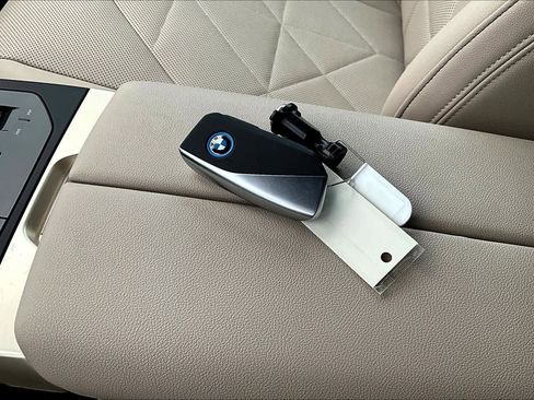 Certified 2023 BMW iX xDrive50 image 14