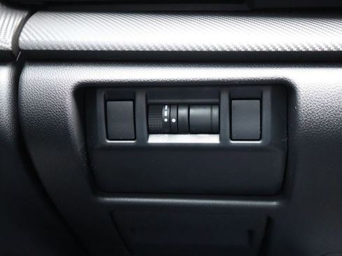 New 2026 Subaru Crosstrek 2.5i Limited AWD/4WD image 32
