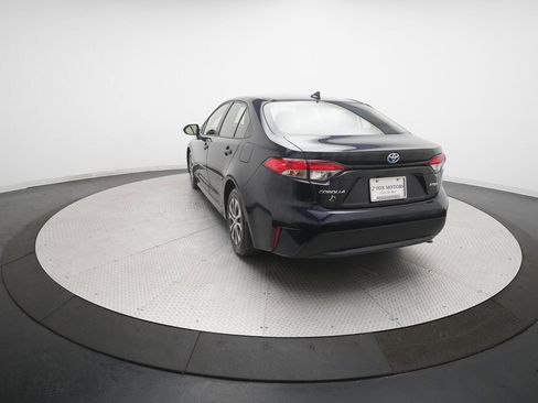 Used 2022 Toyota Corolla LE image 33