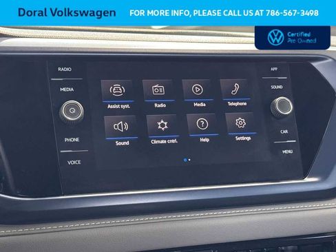 Certified 2024 Volkswagen Taos SE FWD image 18