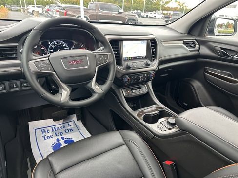 Used 2023 GMC Acadia AT4 w/ Technology Package image 31