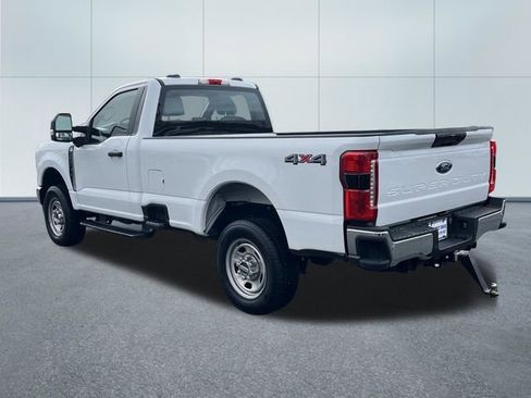 Used 2024 Ford F350 XL w/ 360-Degree Camera Package AWD/4WD image 7