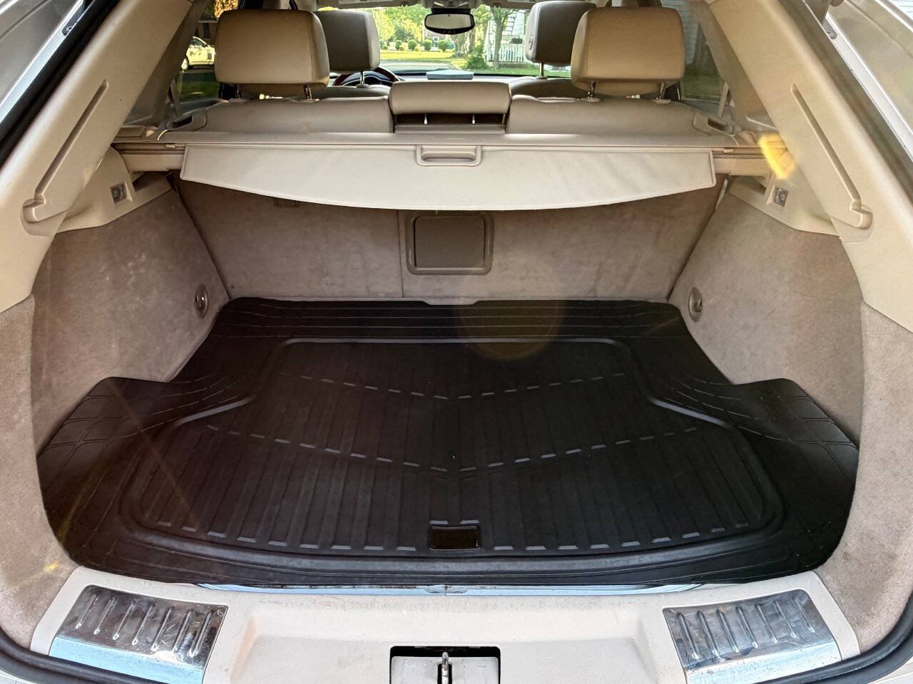 Used 2010 Cadillac SRX Luxury AWD/4WD image 31