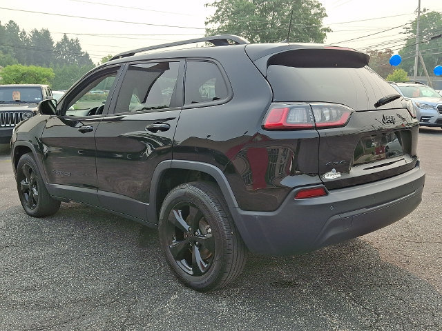 Used 2021 Jeep Cherokee Latitude Plus AWD/4WD image 4