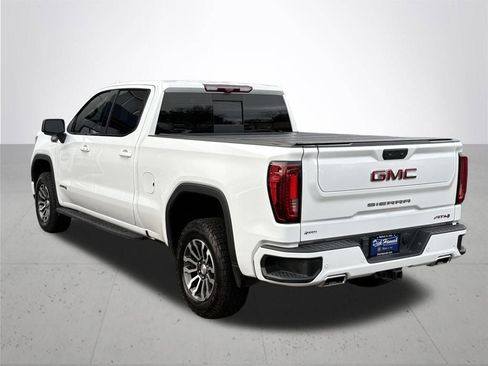 Used 2022 GMC Sierra 1500 AT4 w/ AT4 Premium Package image 8