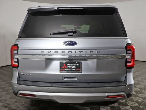 Used 2022 Ford Expedition Limited AWD/4WD image 17
