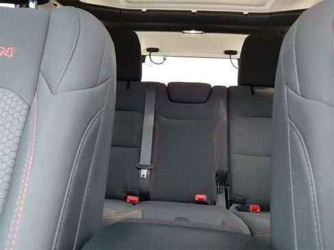 Used 2021 Jeep Wrangler Unlimited Rubicon image 33