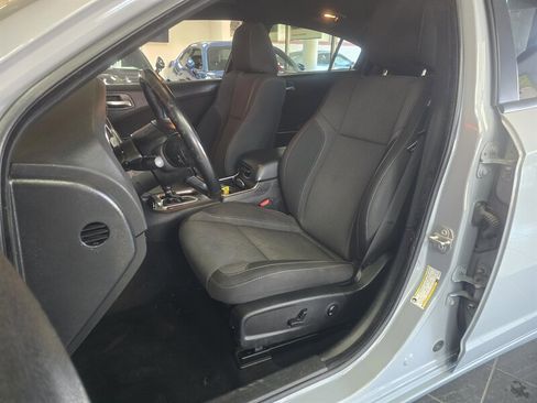 Used 2022 Dodge Charger SXT image 8