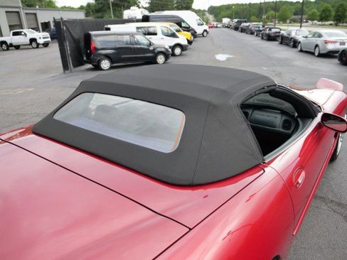 Used 1998 Chevrolet Corvette Convertible image 23