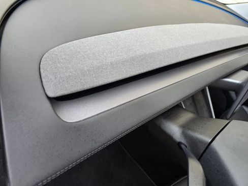 Used 2026 Tesla Model Y Long Range image 22