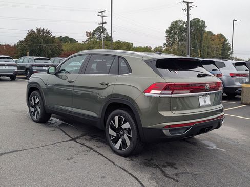 New 2026 Volkswagen Atlas Cross Sport SE image 5