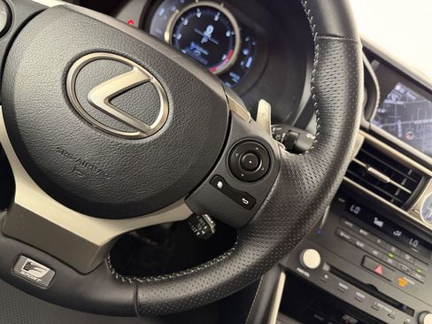 Used 2015 Lexus IS 350 w/ F-Sport Package RWD image 43