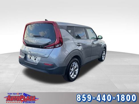 Used 2022 Kia Soul LX w/ Technology Package image 5