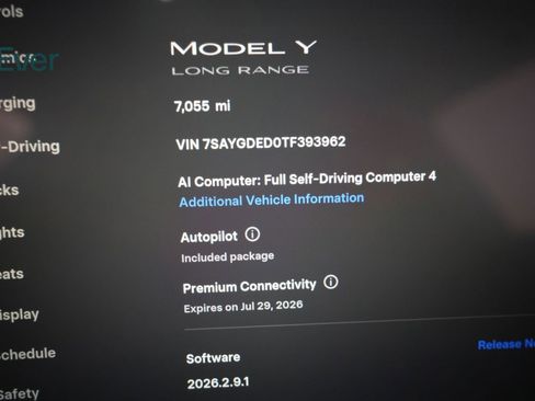 Used 2026 Tesla Model Y 2WD image 7